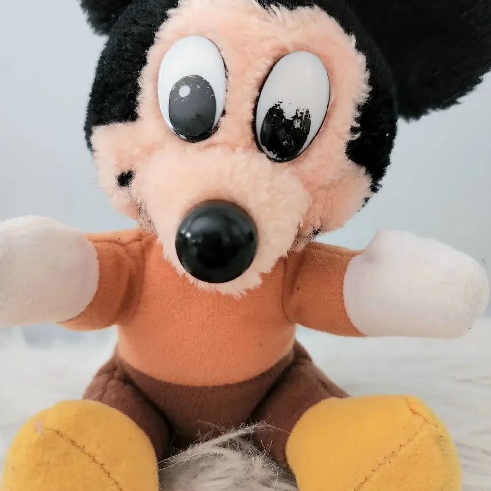 Vintage 1984 Mickey’s Christmas Carol Walt Disney Productions Mickey Mouse Plush